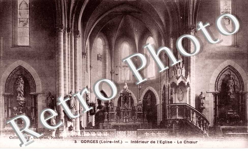 Interieur de l'eglise - le choeur