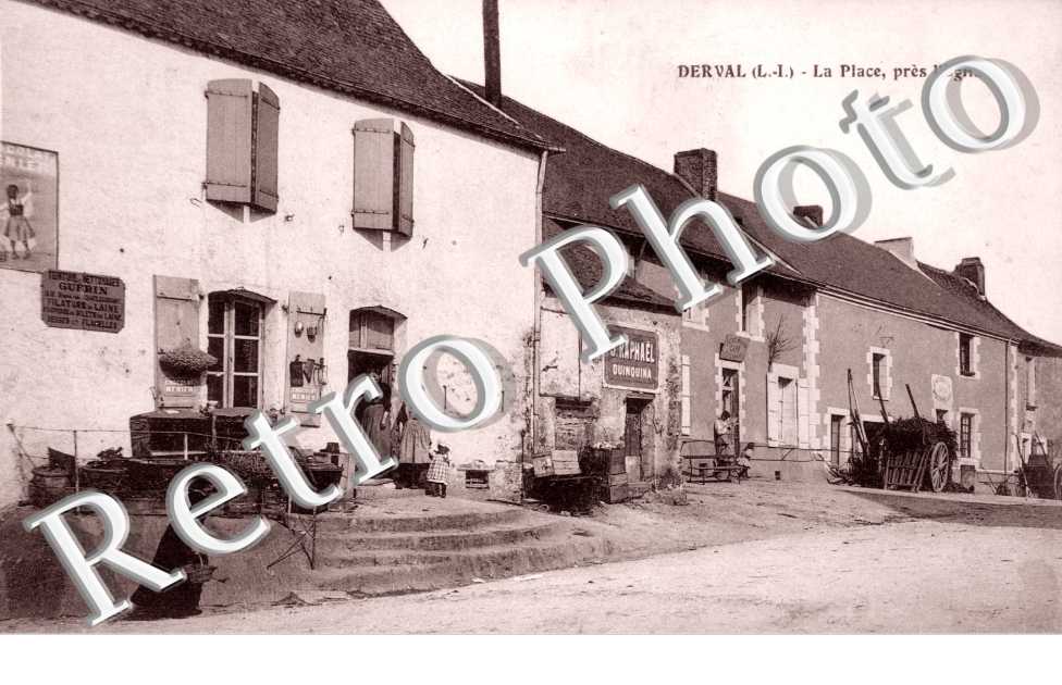 la place pres de l'eglise