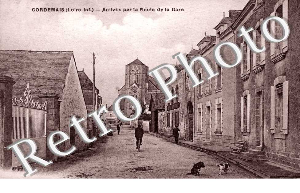 arrivee par la route de la gare