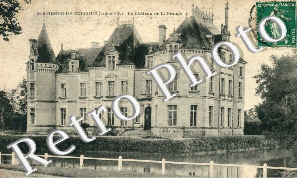 SAINT ETIENNE DE COURCOUE Le Château de la Grange