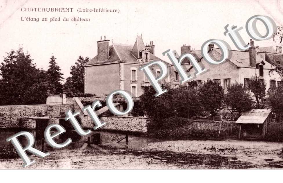 L'Etang au pied du Chateau