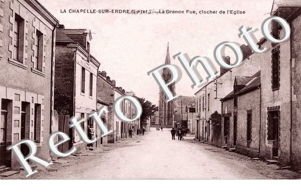 La grande rue - clocher de l'eglise