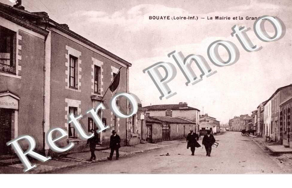 La mairie et la grande rue