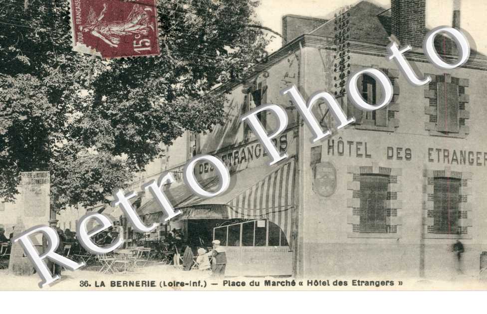 place du marche hotel des etrangers