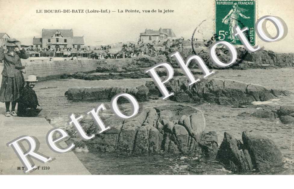 Le Bourg - La pointe vue de la Jetee