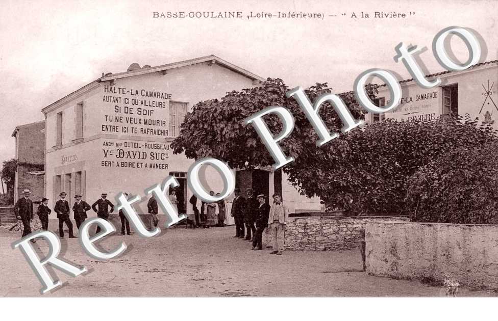 A la riviere
