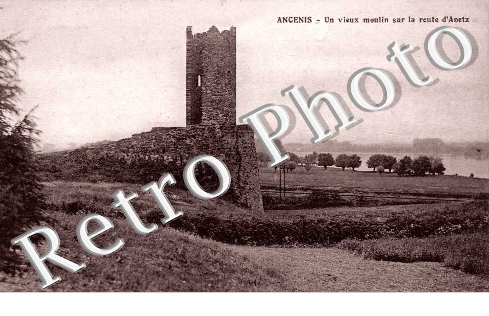 Un vieux moulin sur la route d'Anetz