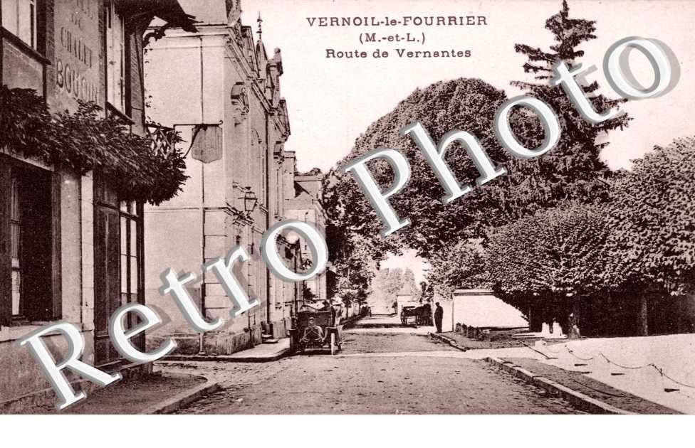 Route de Vernantes