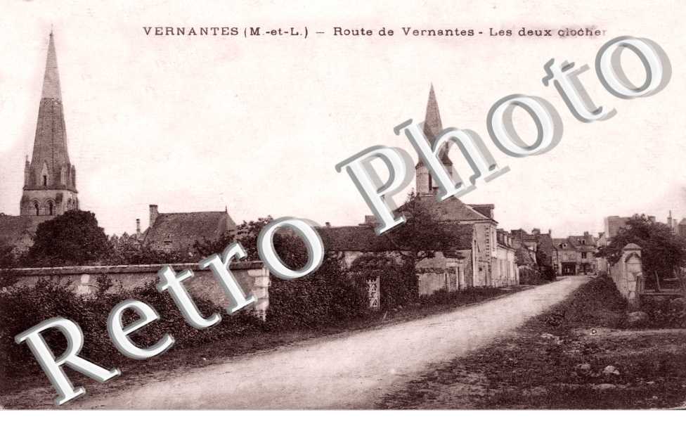 Route de Vernantes - les deux clochers