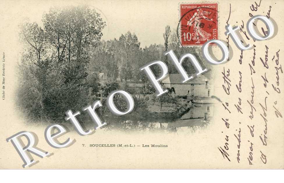 Les Moulins