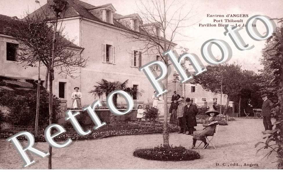 Port Thibault, Pavillon Bleu, le Jardin
