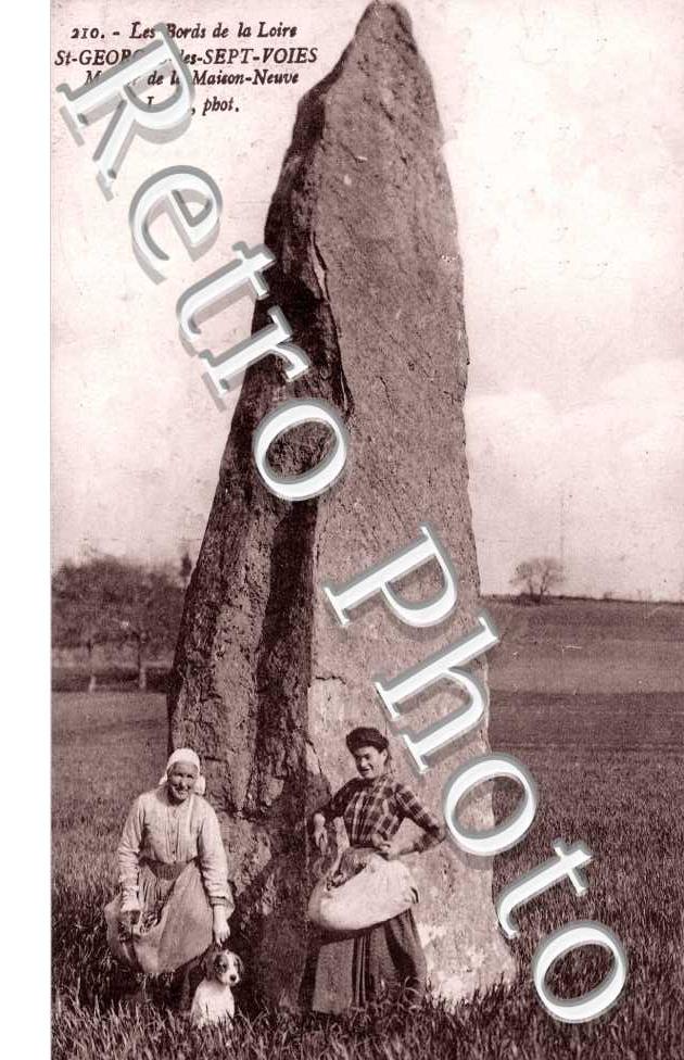 Menhir de la Maison Neuve