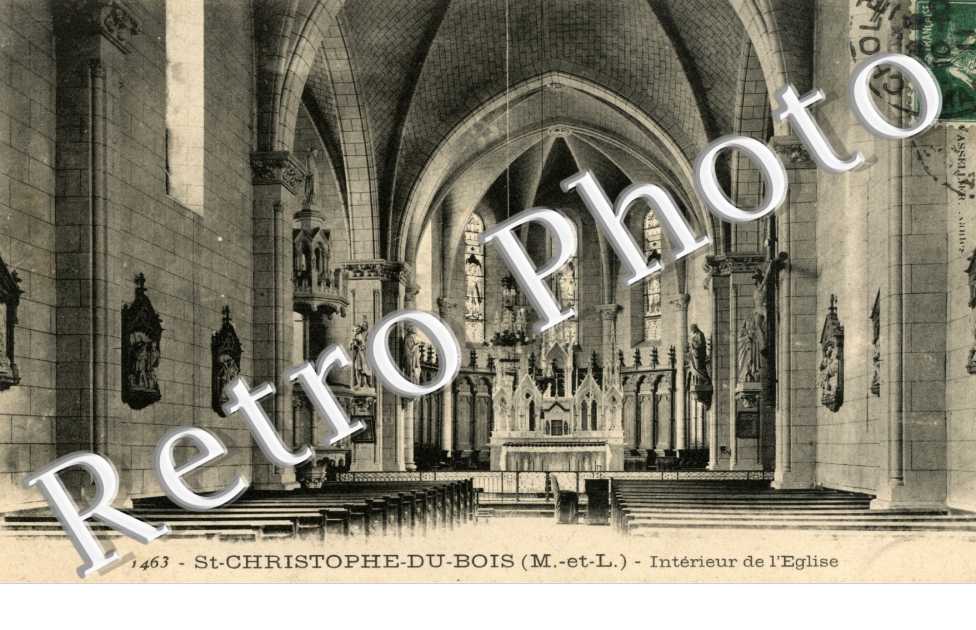 Interieur de l'Eglise