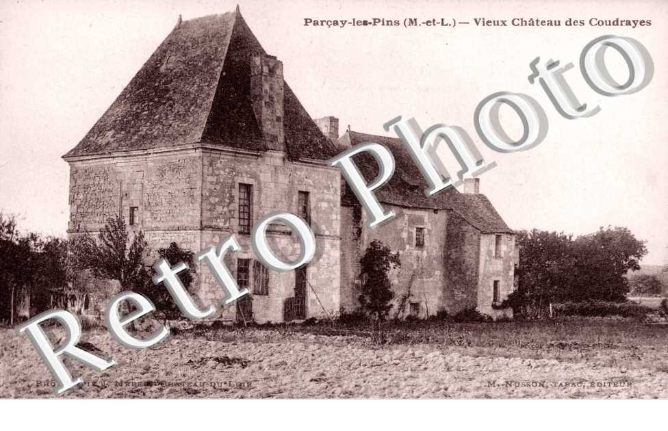 Vieux Chateau des Coudrayes