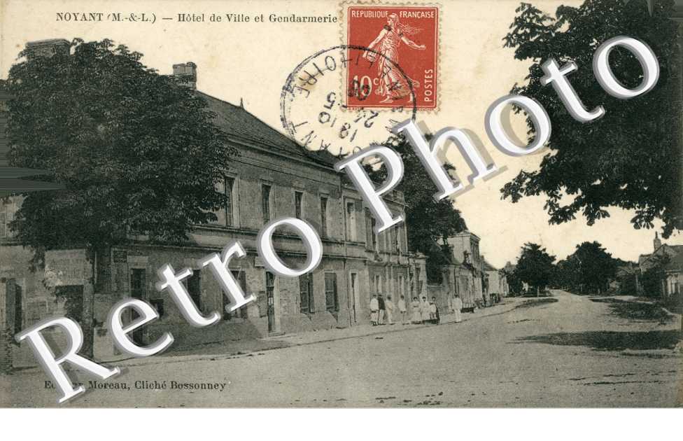 hotel de ville et gendarmerie