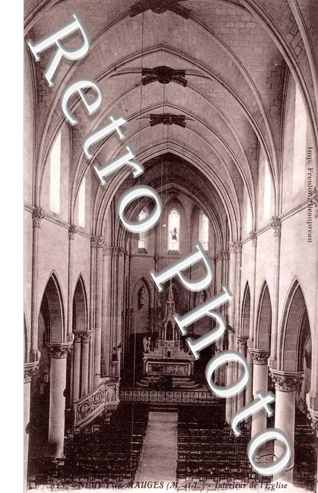 Interieur de l'Eglise