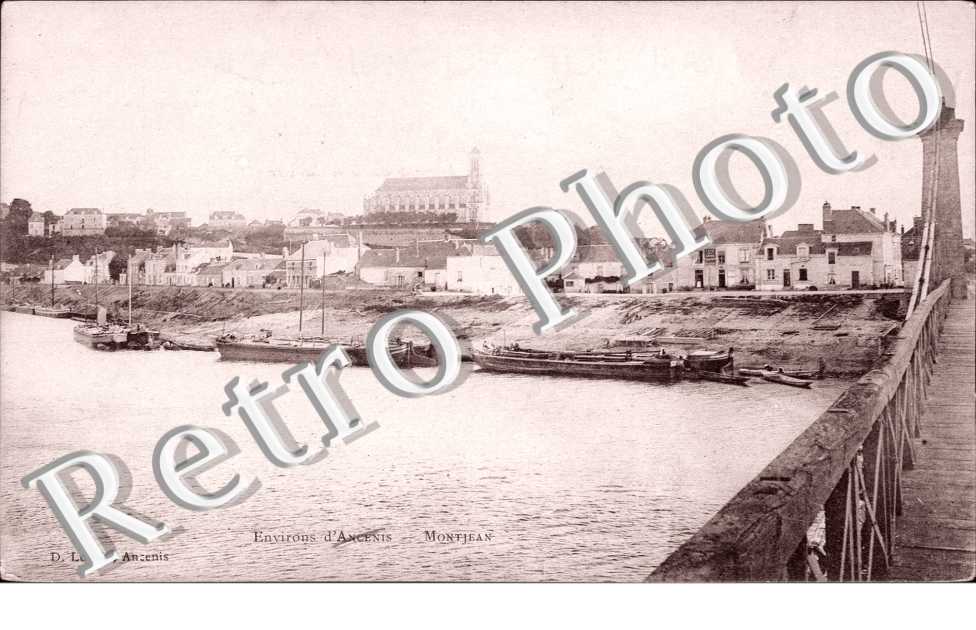 (Vue sur les Quais)