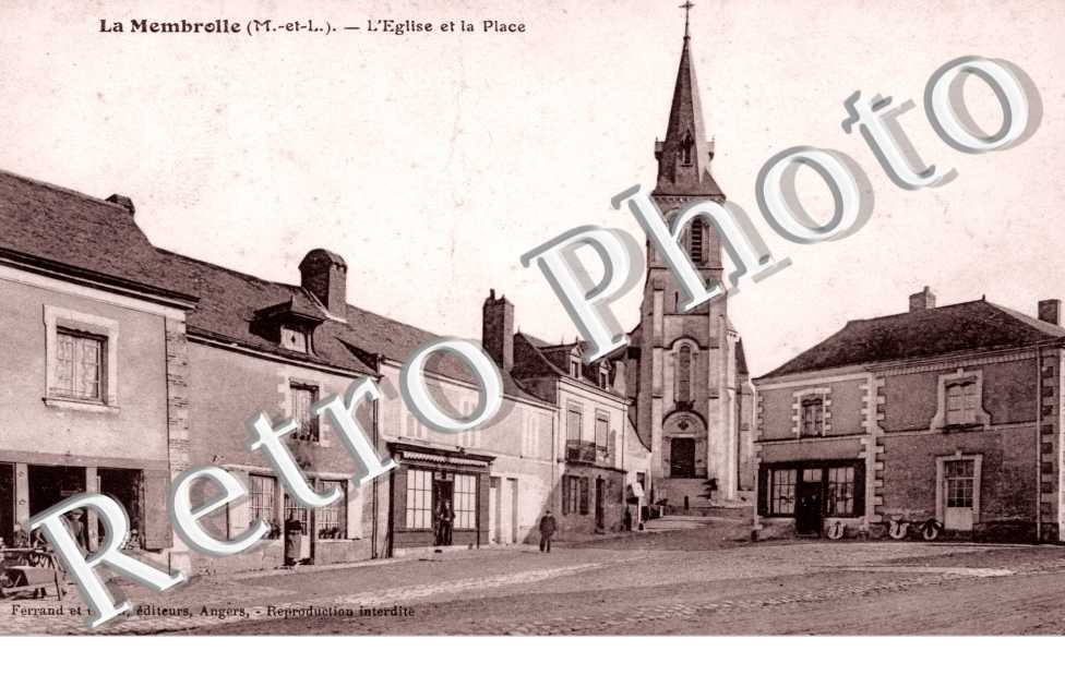 L'Eglise et la Place