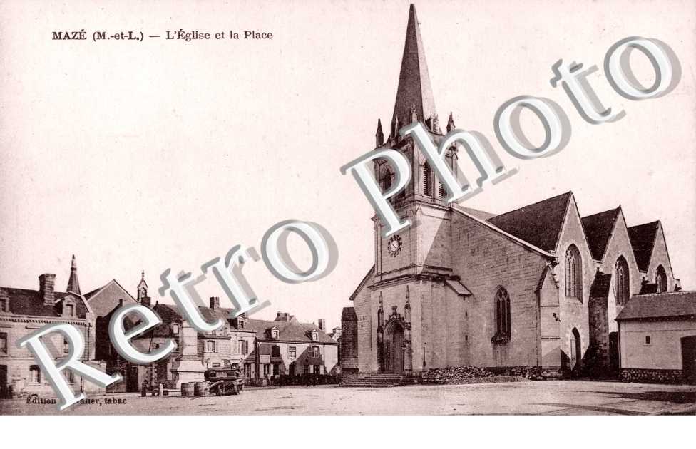 L'eglise et la place