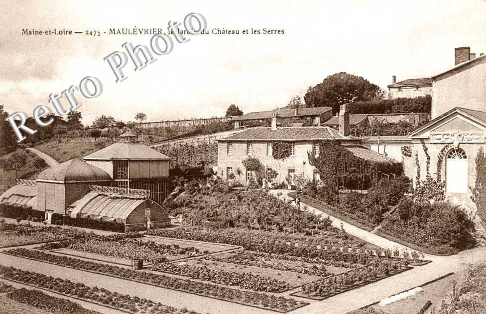 Le Jardin du Chateau et les Serres