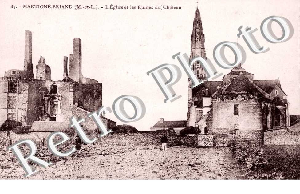 L'Eglise et les Ruines du Chateau