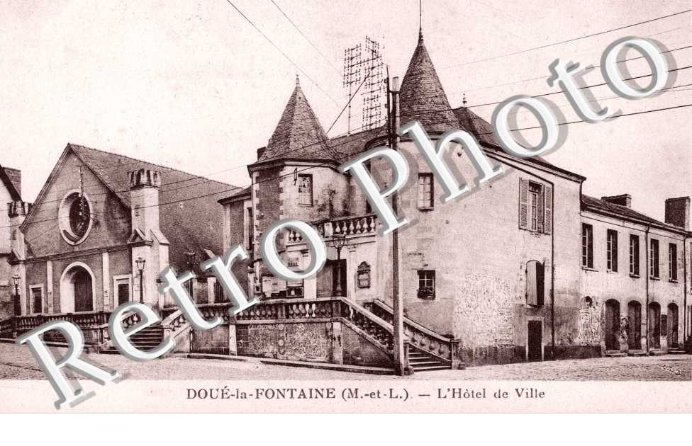 L'Hotel de Ville