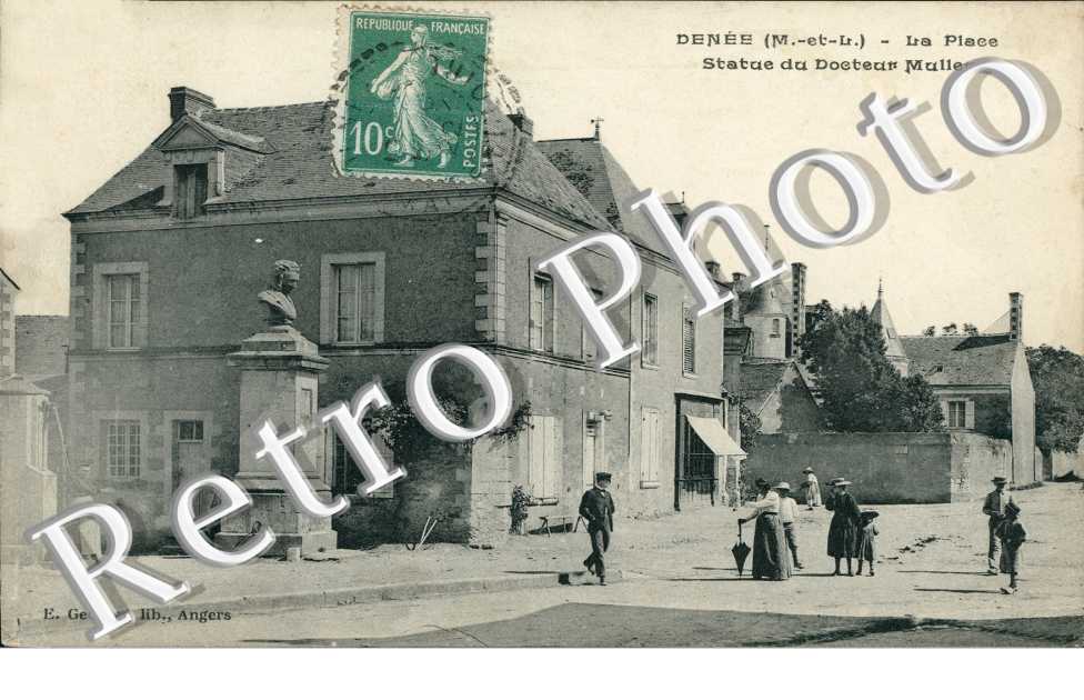 La Place, Statue du Docteur Muller
