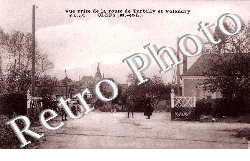 Vue prise de la route de Turbilly et Volandry