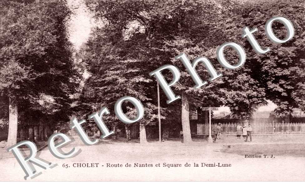 Route de Nantes et square de la Demi Lune