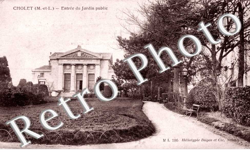 Entree du Jardin Public
