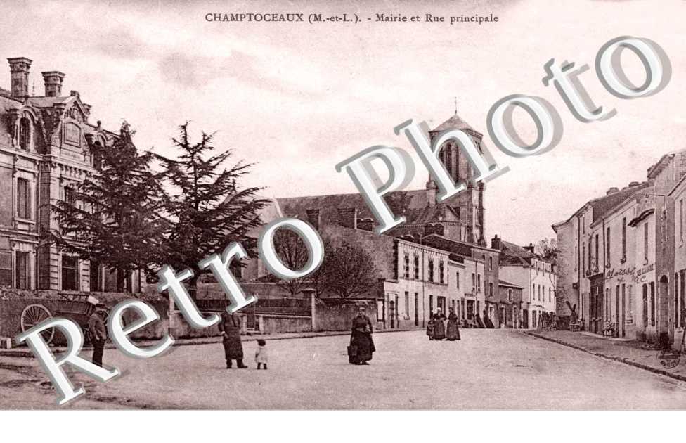 Mairie et rue principale