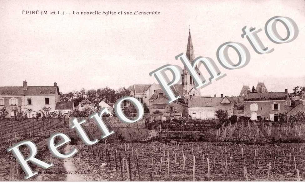 EPIRE -  la nouvelle eglise et vue d'ensemble