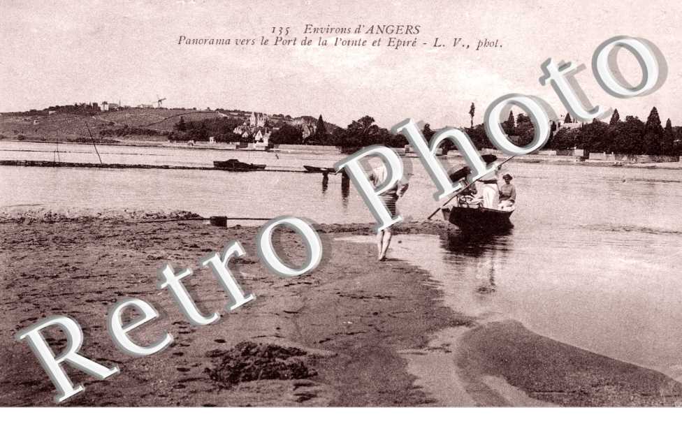 panorama vers le port de la pointe et Epire