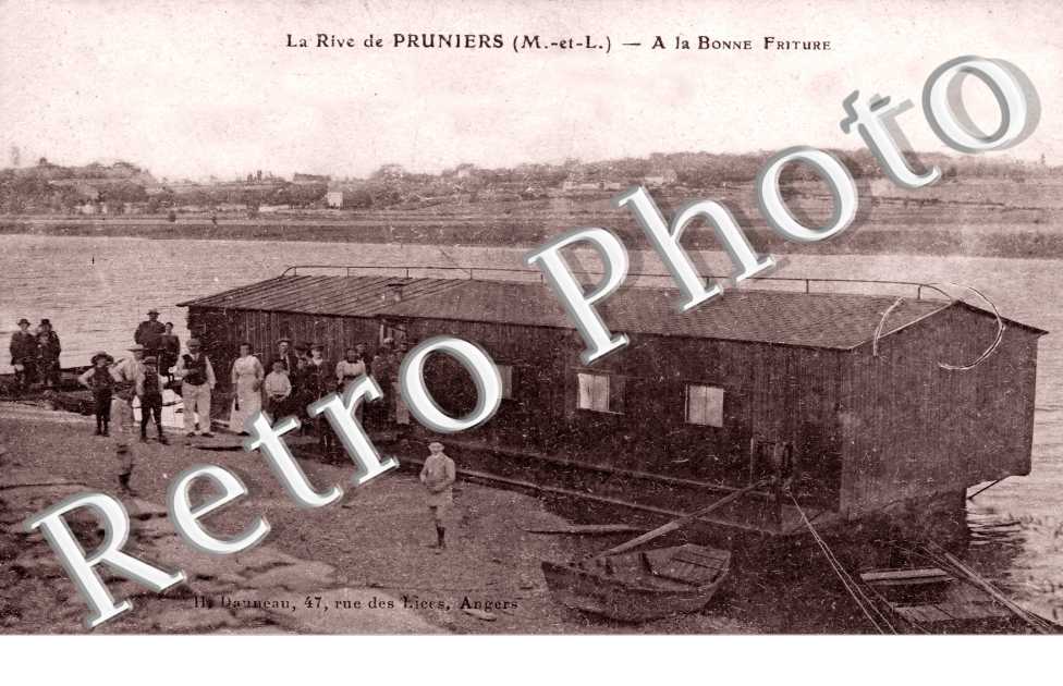 La Rive de Pruniers, A la Bonne Fontaine