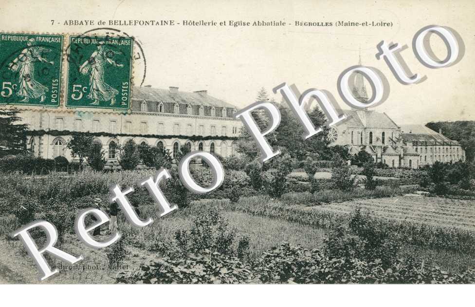 Hotellerie et eglise