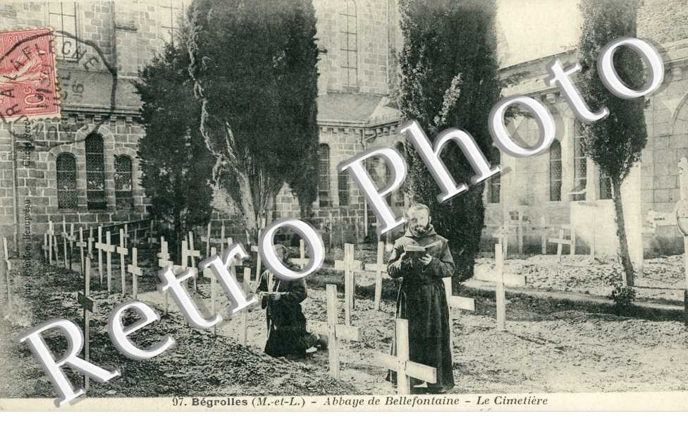Abbaye de Bellefontaine, le Cimetiere