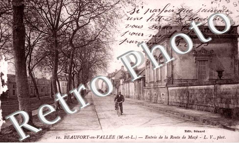 Entree de la route de Maze