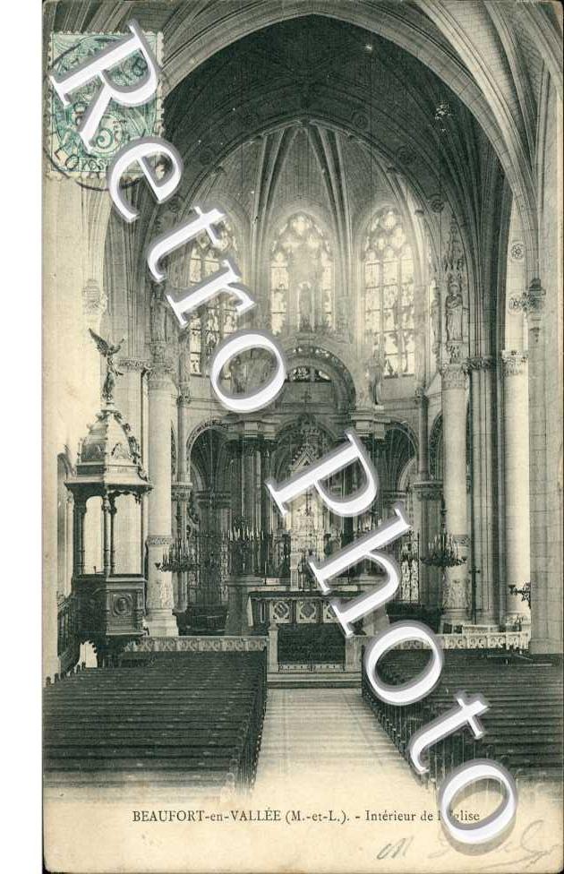 Interieur de l'Eglise