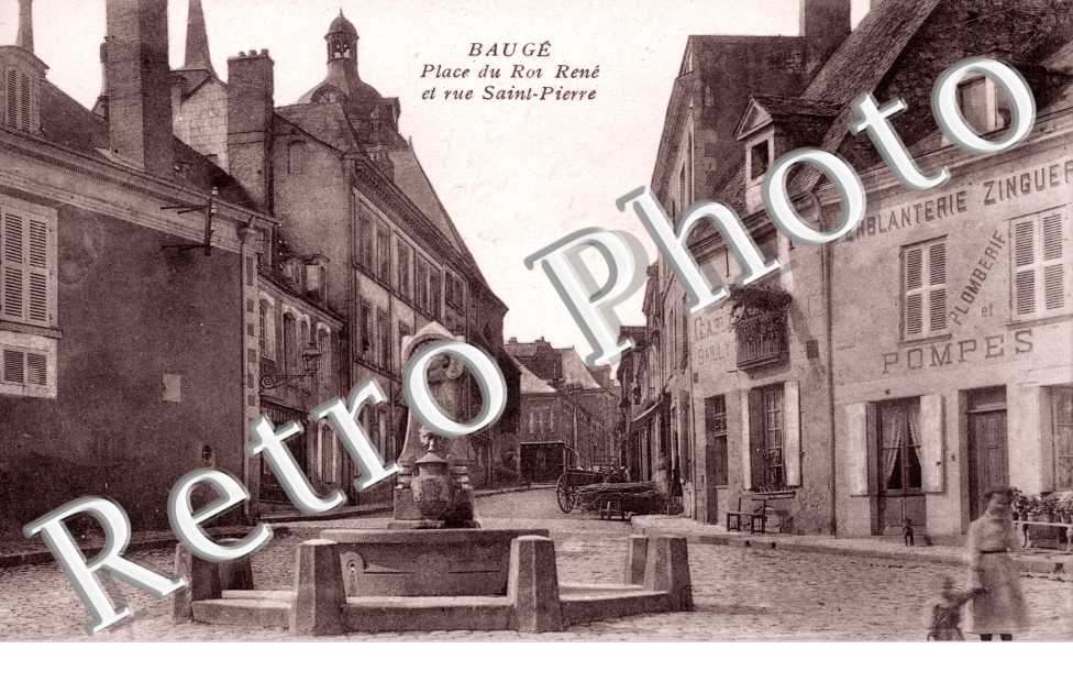 Place du Roi Rene et Rue Saint Pierre