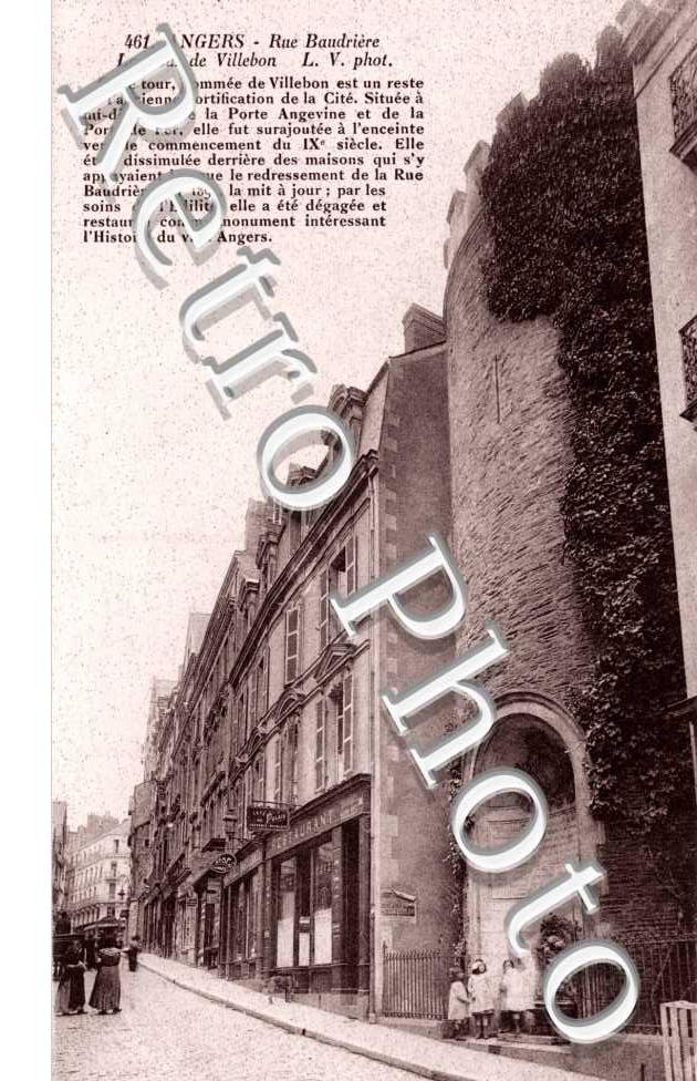 Rue Baudriere, la Tour de Villebon