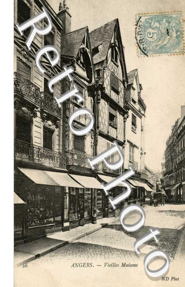 Vieilles Maisons ( Rue de l'Oisellerie)