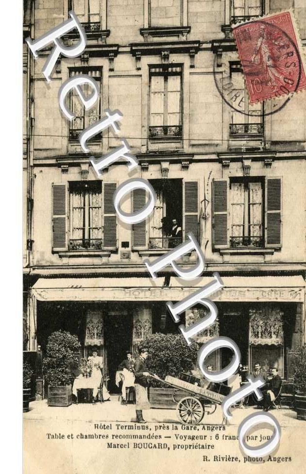 Hotel Terminus près la gare - Marcel Bougard propriétaire