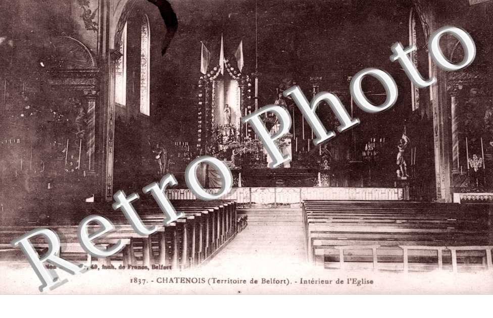 Interieur de l'eglise