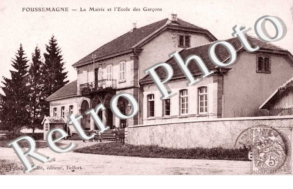 La Mairie et l'Ecole des Garcons