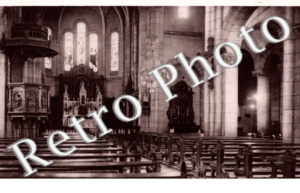 Interieur de l'Eglise