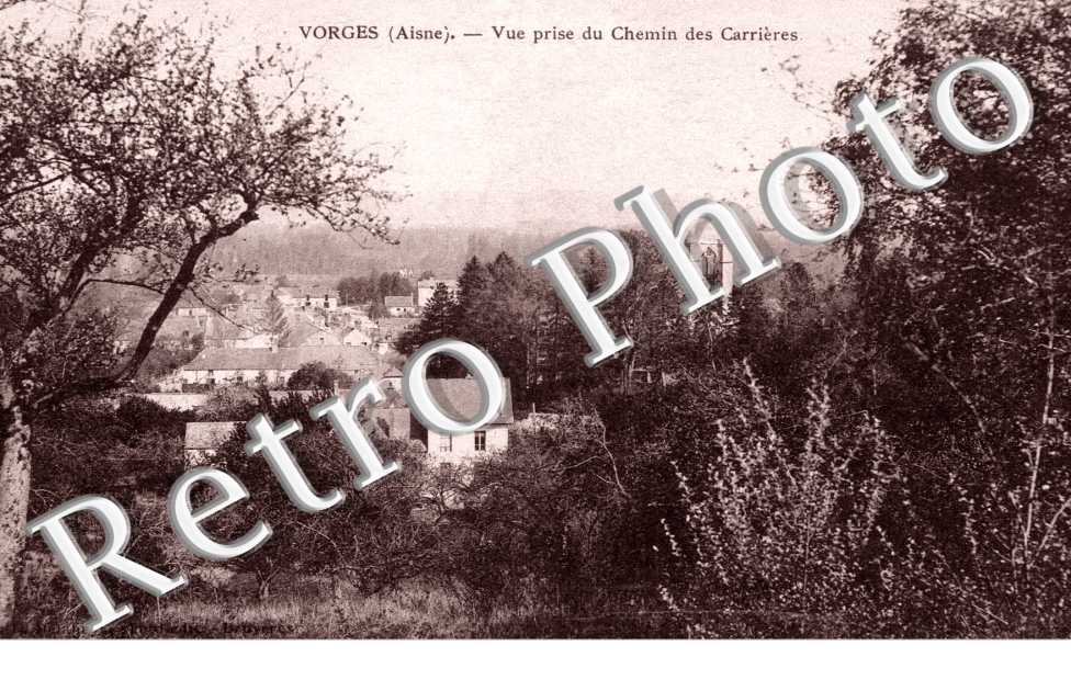 Vue prise du Chemin des Carrieres