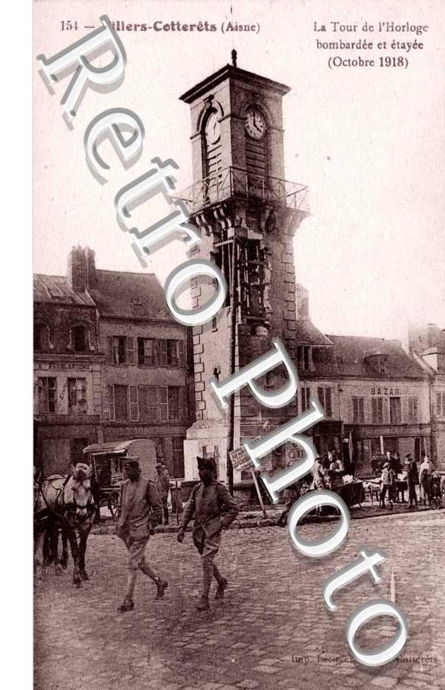 La tour de l'horloge bombardee et etayee octobre 1918