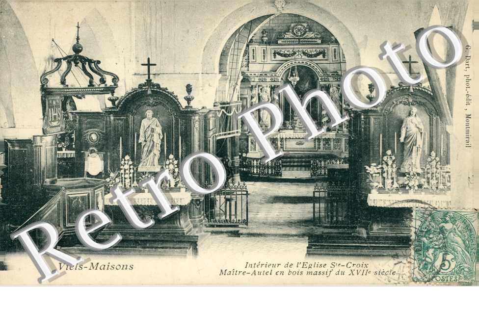 Interieur de l'eglise Sainte Croix