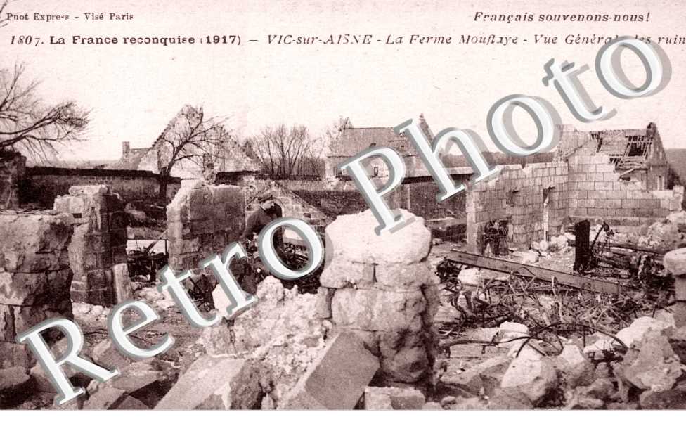 la ferme Mouflaye vue des ruines