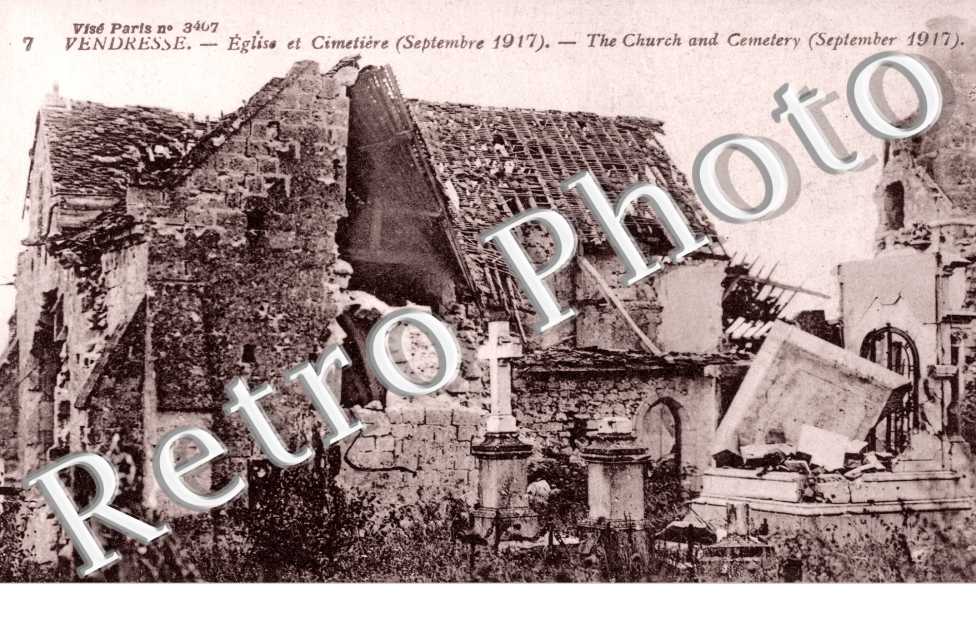 Eglise et Cimetiere - Ruines
